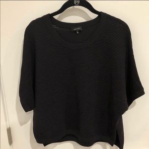 Aritzia Babaton short sleeve